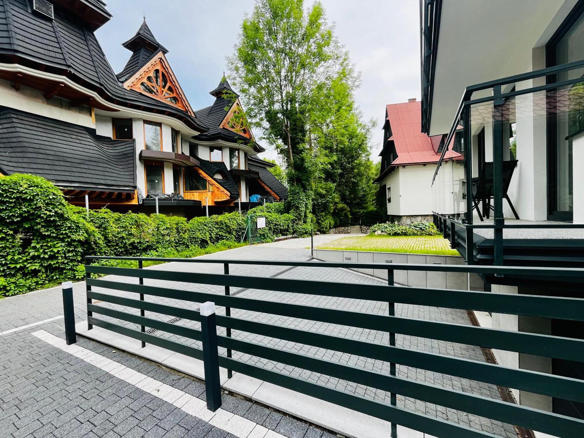 Apartamenty W Centrum Gorski Krysztal Закопане Екстериор снимка